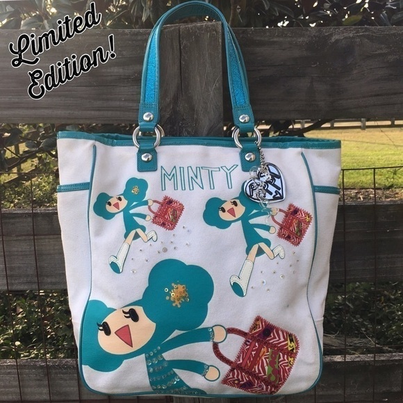 COACH POPPY Y2K MINTY 14642 24/25 Limited Edition Tote Bag - Picture 1 of 5